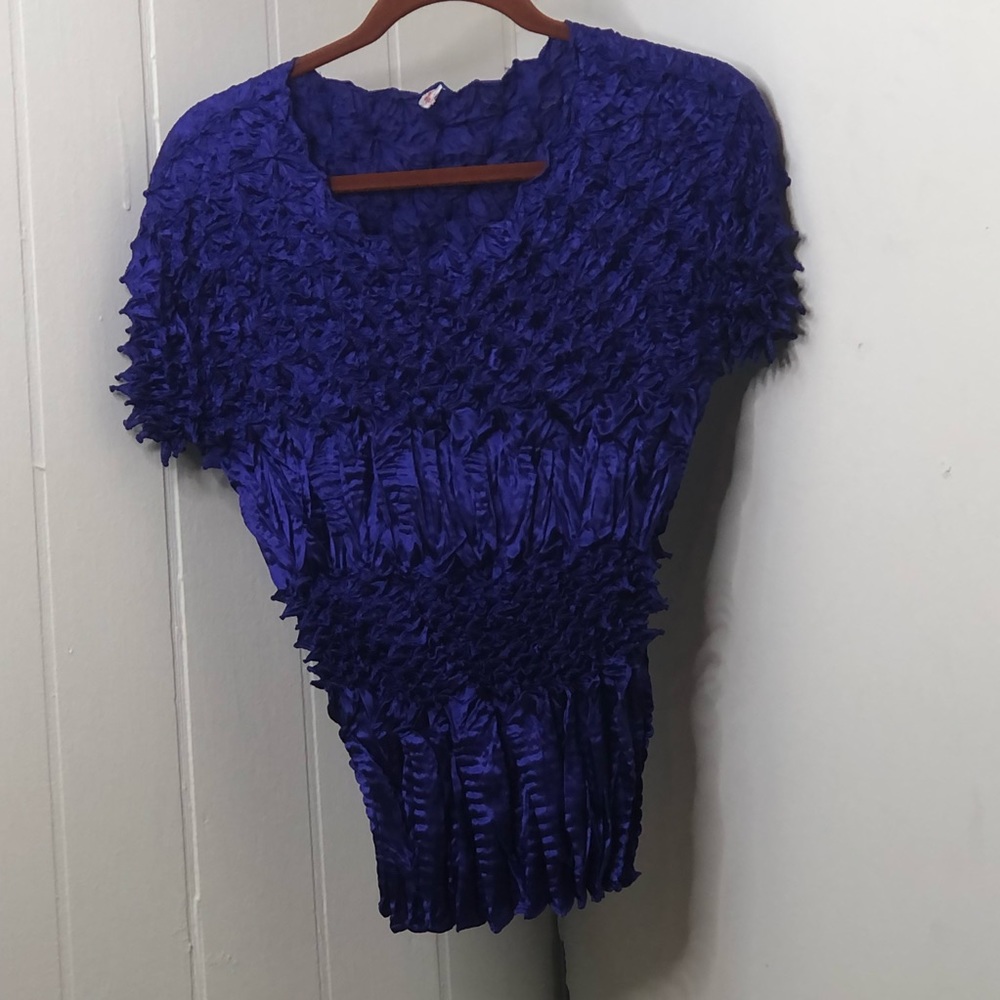 Puff scrunchy short Sleeve Purple Shirt